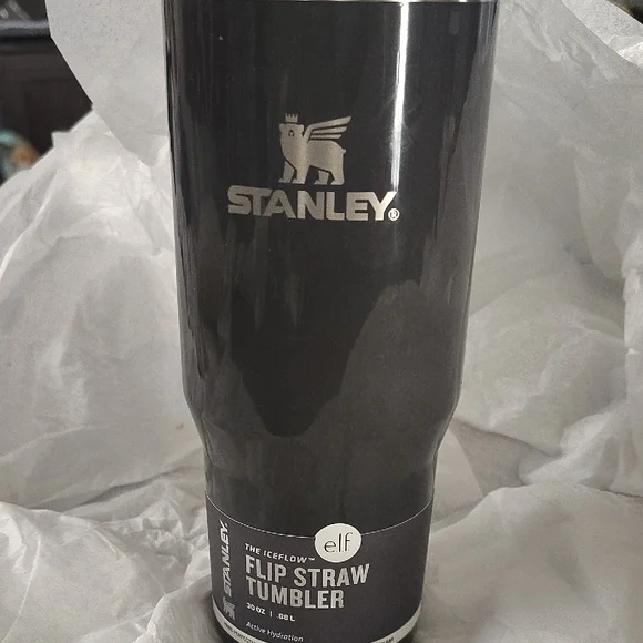 Stanley Charcoal Flip Straw Tumbler - Picture 3 of 7